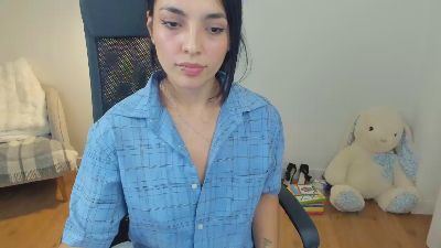 Bella_Evans live cam on Cam4
