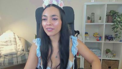 Bella_Evans live cam on Cam4