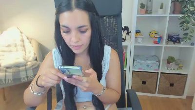 Bella_Evans live cam on Cam4