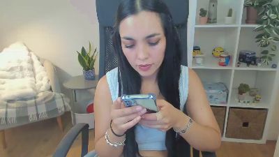 Bella_Evans live cam on Cam4