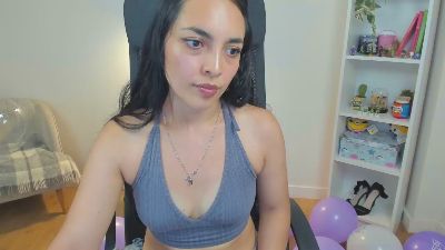 Bella_Evans live cam on Cam4
