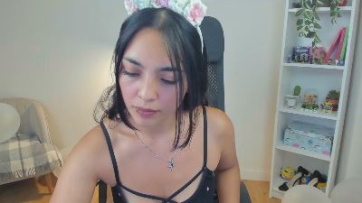 Bella_Evans live cam on Cam4