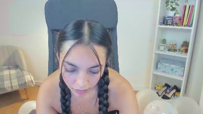 Bella_Evans live cam on Cam4