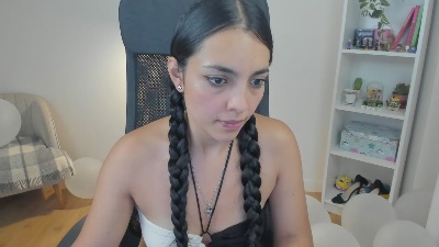 Bella_Evans live cam on Cam4
