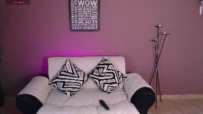 Bella_jh live cam on Cam4