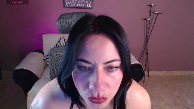 Bella_jh live cam on Cam4