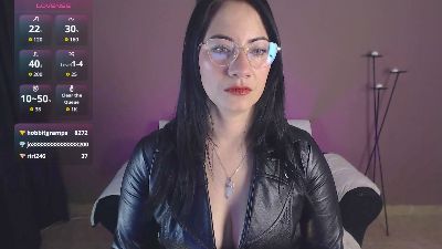 Bella_jh live cam on Cam4