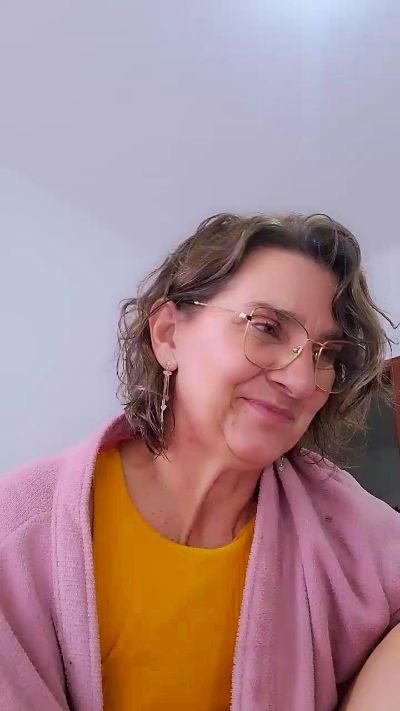 Bellaju live cam on Cam4