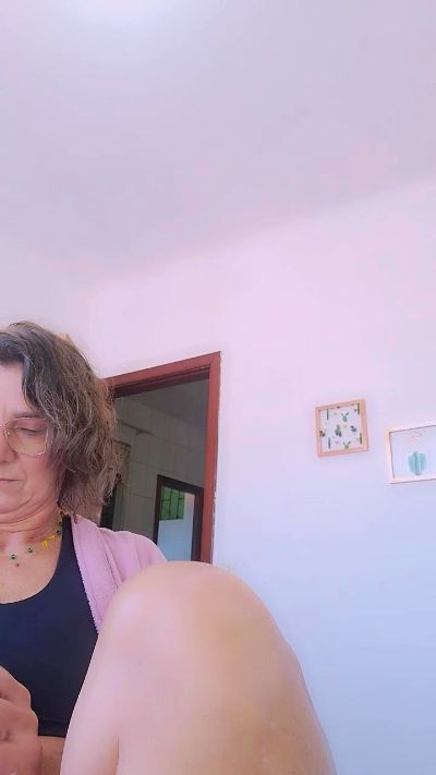 Bellaju live cam on Cam4