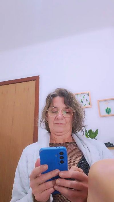 Bellaju live cam on Cam4