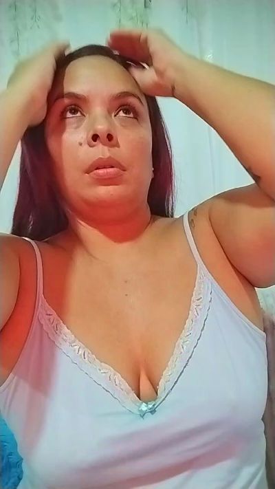 Bellakey live cam on Cam4
