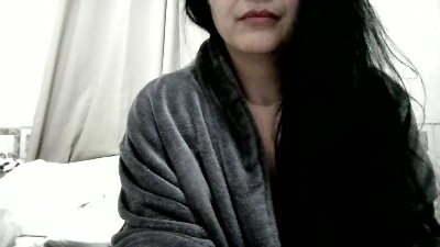 Bellamel23 live cam on Cam4