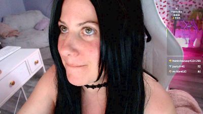Bellastar84 live cam on Cam4
