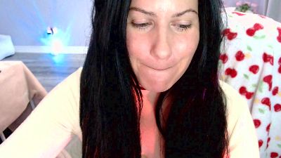 Bellastar84 live cam on Cam4