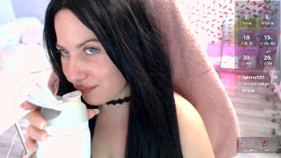 Bellastar84 live cam on Cam4