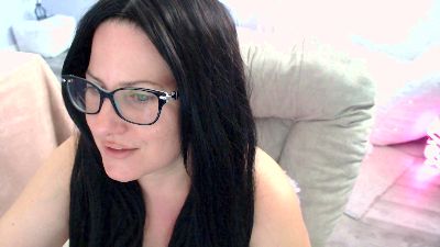 Bellastar84 live cam on Cam4