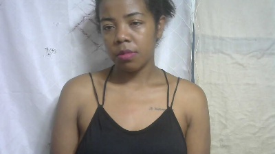 BelleAss69 live cam on Cam4