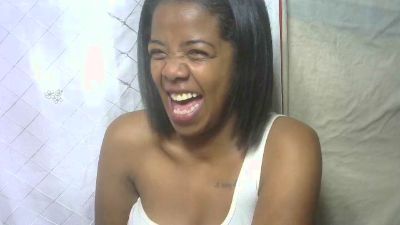 BelleAss69 live cam on Cam4