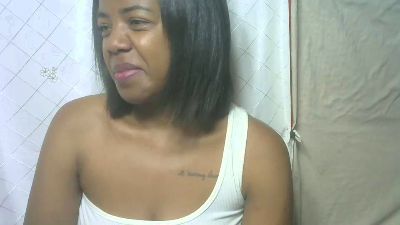 BelleAss69 live cam on Cam4