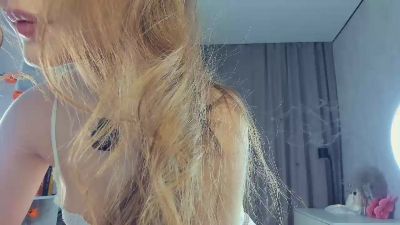BelleDream live cam on Cam4