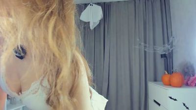 BelleDream live cam on Cam4