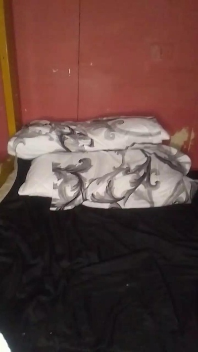 Bellota_arg live cam on Cam4