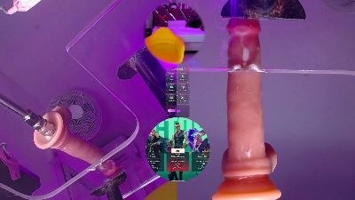 BellyRouse live cam on Cam4