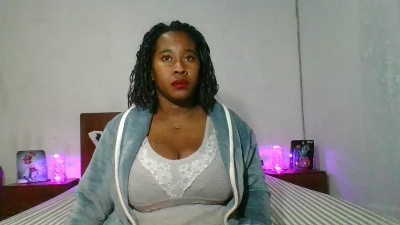 Bemabe live cam on Cam4