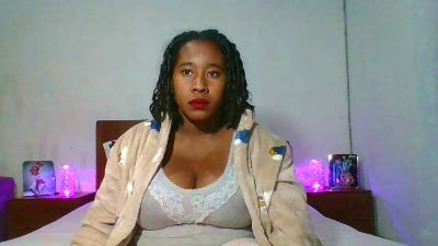 Bemabe live cam on Cam4