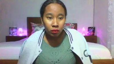 Bemabe live cam on Cam4