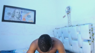 Ben_Castro live cam on Cam4