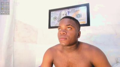 Ben_Castro live cam on Cam4