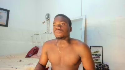 Ben_Castro live cam on Cam4