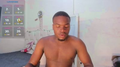 Ben_Castro live cam on Cam4