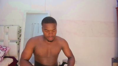 Ben_Castro live cam on Cam4