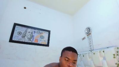 Ben_Castro live cam on Cam4
