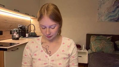 BenitaDoubet live cam on Cam4