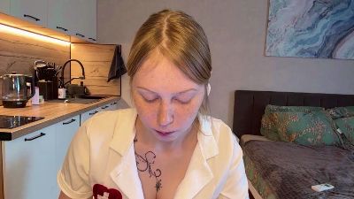 BenitaDoubet live cam on Cam4