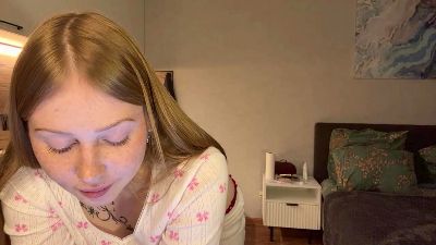 BenitaDoubet live cam on Cam4