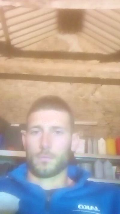 Benitoushow live cam on Cam4