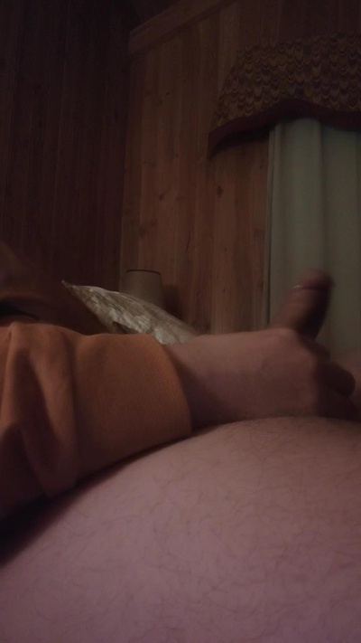 Benjaxxx24 live cam on Cam4