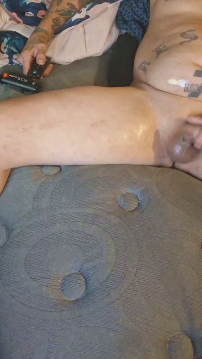 Bennettchad63 live cam on Cam4