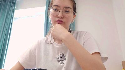 BennieDagis live cam on Cam4