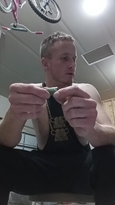 BennyC87 live cam on Cam4