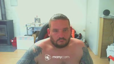 BenutzeMich666 live cam on Cam4