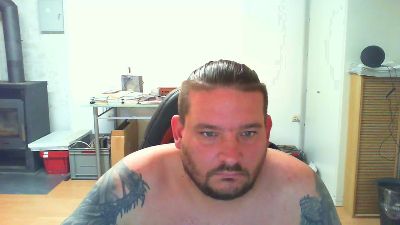 BenutzeMich666 live cam on Cam4