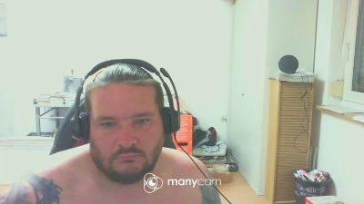 BenutzeMich666 live cam on Cam4