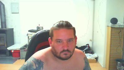 BenutzeMich666 live cam on Cam4