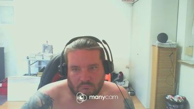 BenutzeMich666 live cam on Cam4