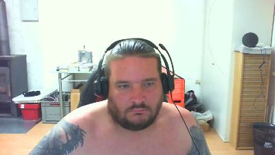 BenutzeMich666 live cam on Cam4